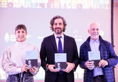 Cancillería argentina presenta a Lula da Silva su colección de libros de la biblioteca digital del Mercosur
