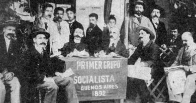 Raymond Wilmart con un grupo de militantes socialistas